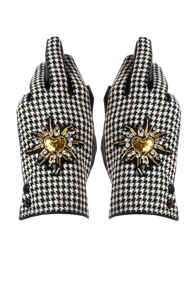 GOLDEN HEART GLOVES